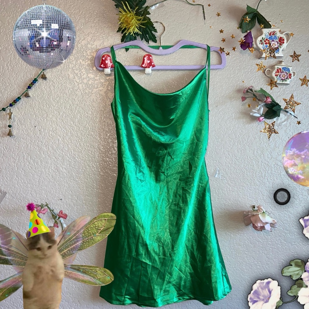 Blanc green party dress, size large. Super cute for hoco or a party